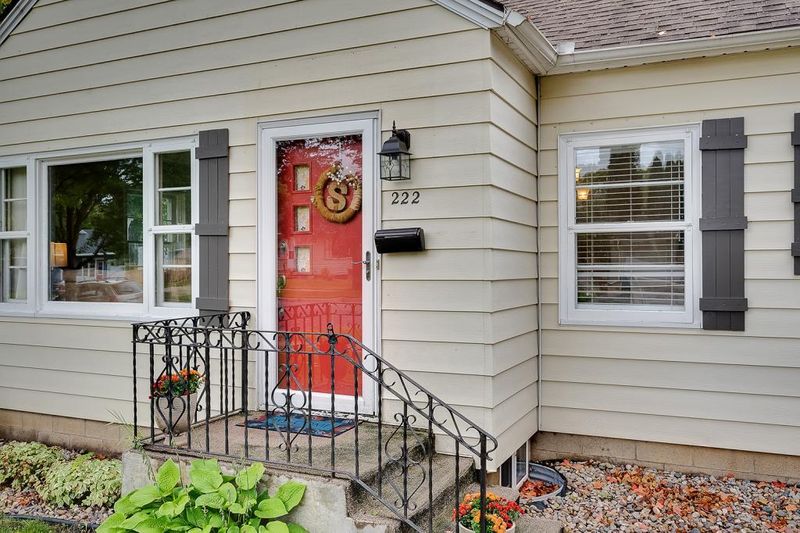 222 5th Ave NE, Faribault, MN 55021