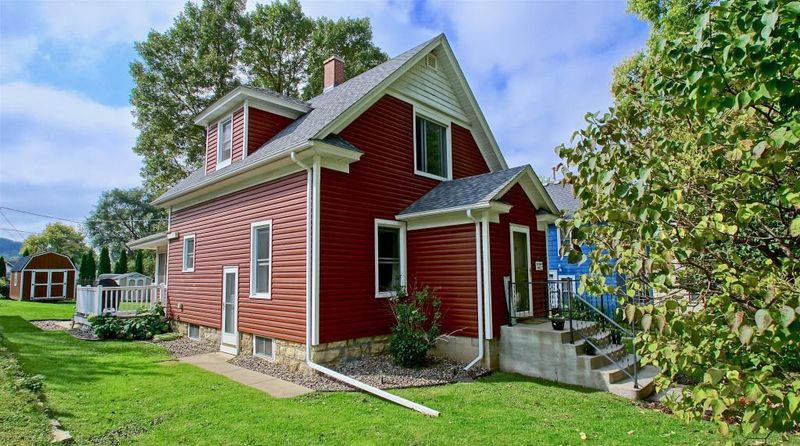 1515 W 6th St, Red Wing, MN 55066