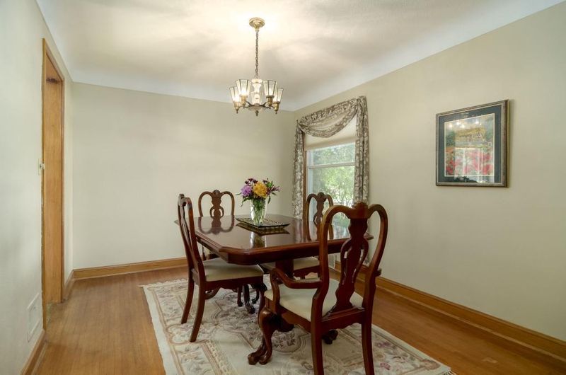2819 Mckinley St NE, Minneapolis, MN 55418