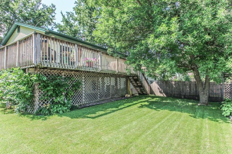 603 Morningside Pl, Vadnais Heights, MN 55127