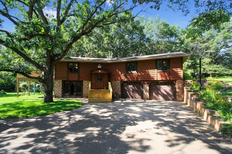24980 NW 140th St, Zimmerman, MN 55398