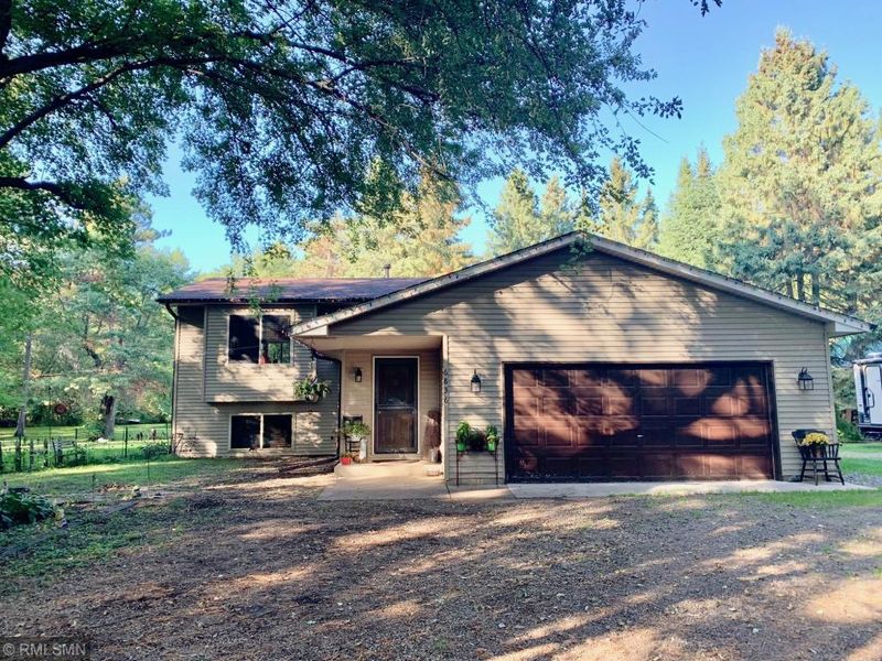 6836 410th St, North Branch, MN 55056