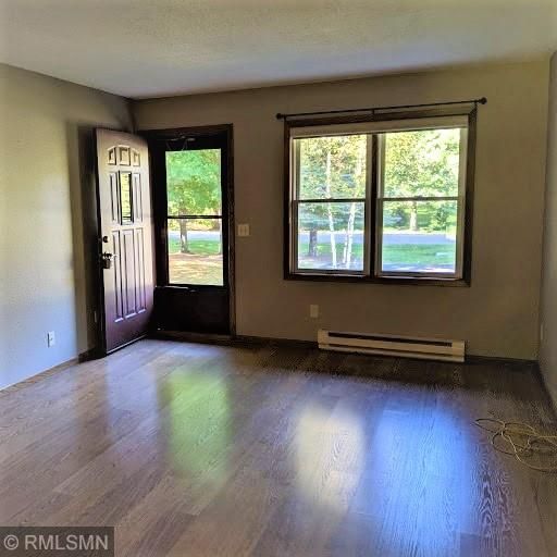 N8190 N8192 975th St, River Falls, WI 54022