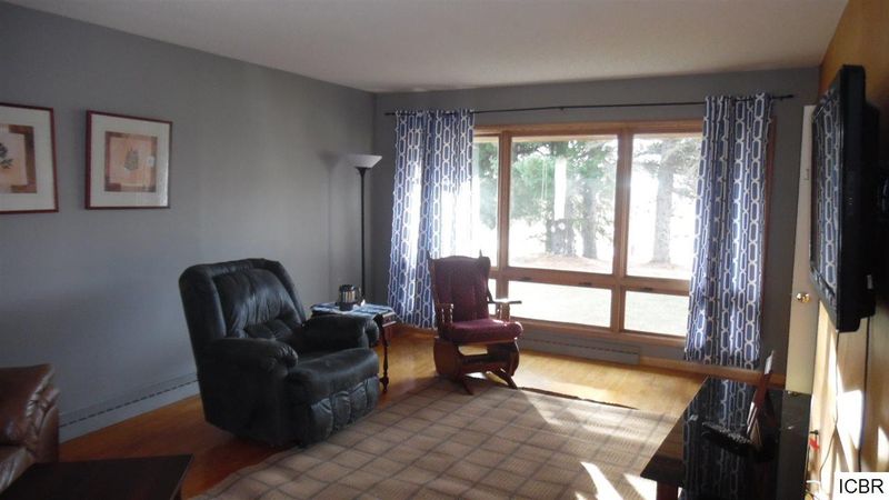 1521 NW 9th St, Grand Rapids, MN 55744
