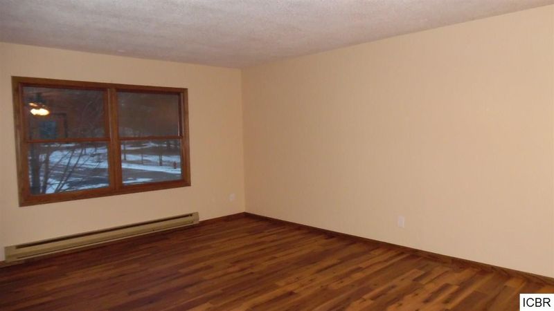 604 SE 13th Ave, Grand Rapids, MN 55744
