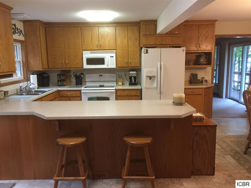 38991 N Sugar Lake Rd, Cohasset, MN 55721
