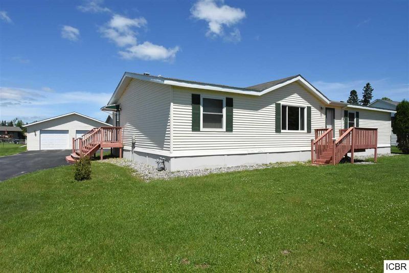 2995 Fraser St, La Prairie, MN 55744