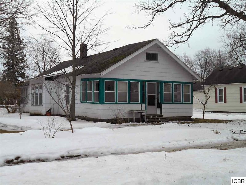 930 NW 2nd Ave, Grand Rapids, MN 55744