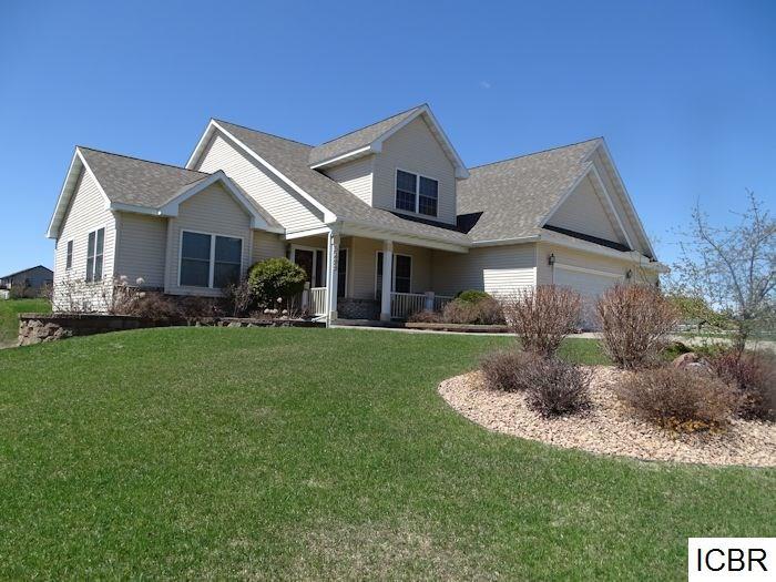 5499 Coral Ln, Mountain Iron, MN 55768