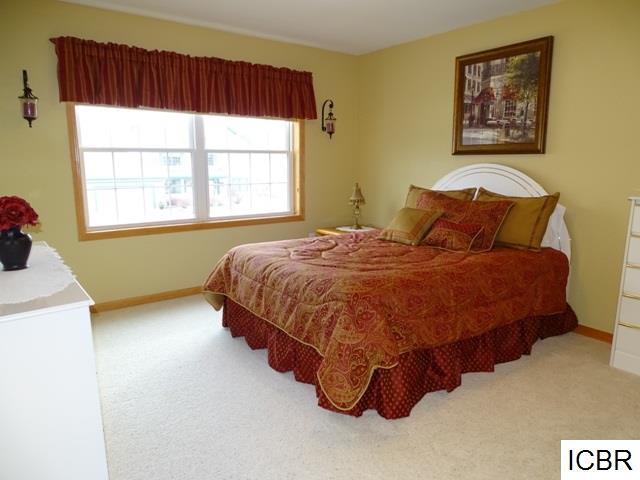 5499 Coral Ln, Mountain Iron, MN 55768