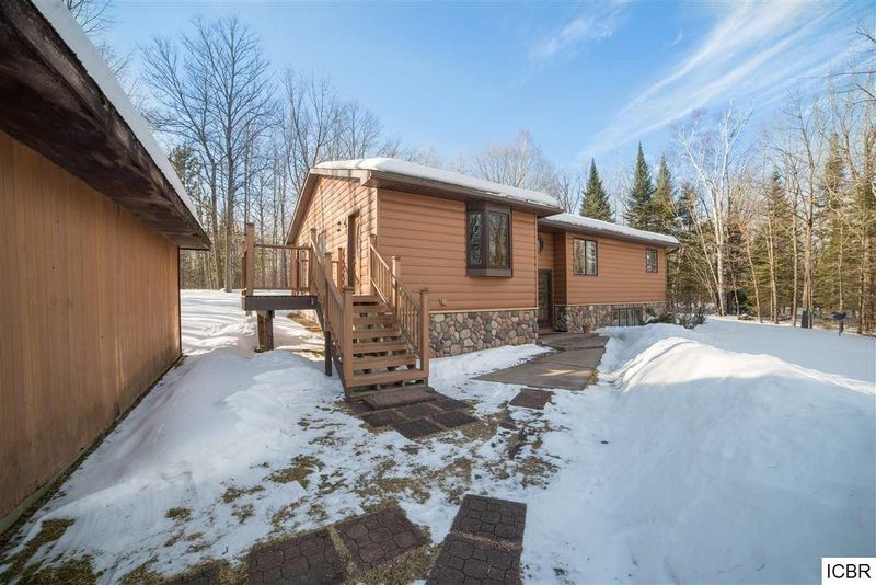 29515 W Shore Dr, Pengilly, MN 55775