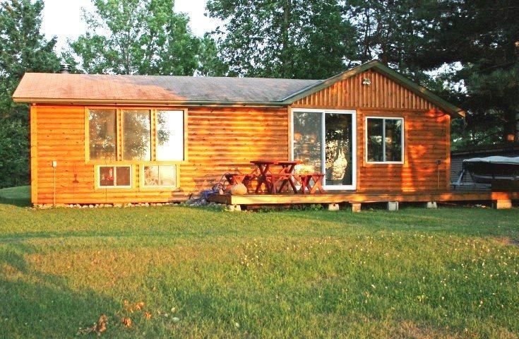 40379 Minnow Dr, Cohasset, MN 55721