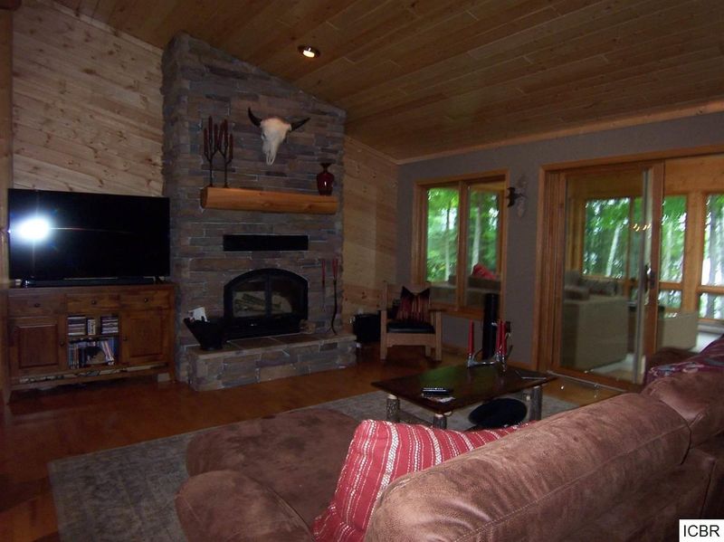 42239 Forestry Rd, Bovey, MN 55709