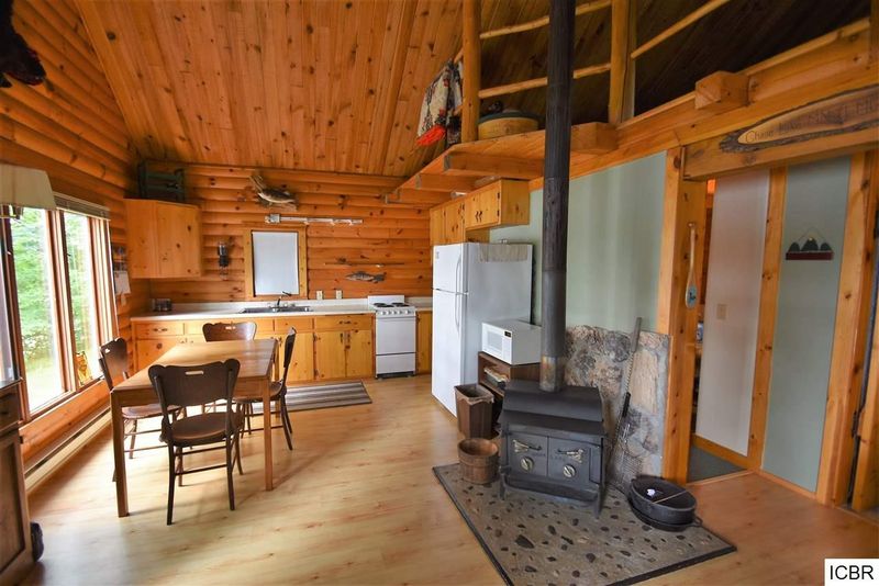 41269 Chasewood Rd, Deer River, MN 56636