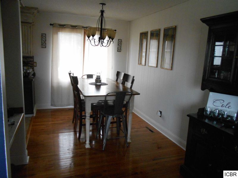 102 SW 13th St, Grand Rapids, MN 55744