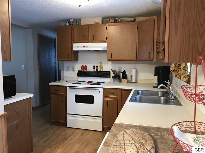 605 NE 11th St, Grand Rapids, MN 55744