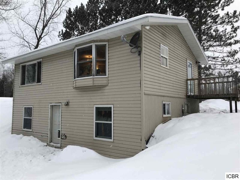 22375 County Rd 560, Goodland, MN 55742