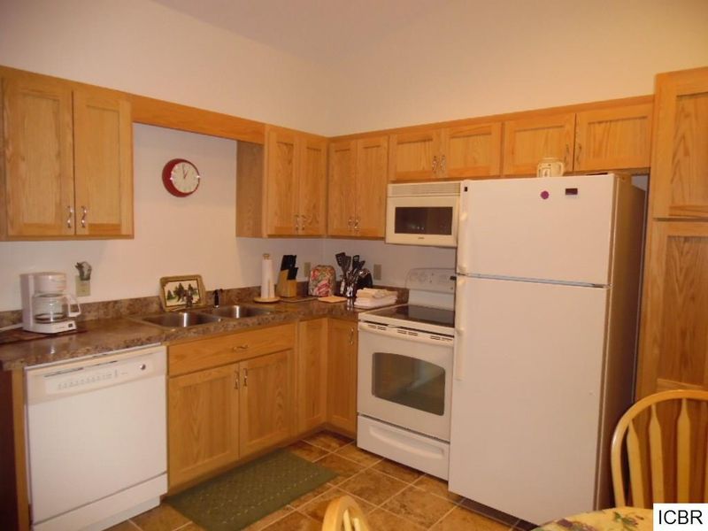 366 Quadna Rd, Hill City, MN 55748