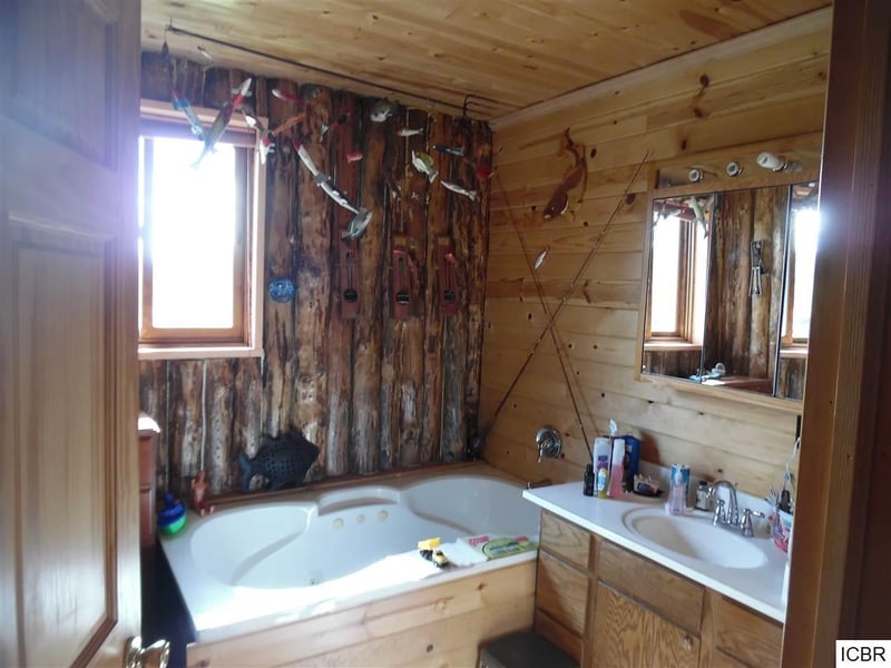 11005 County Rd 428, Swan River, MN 55784