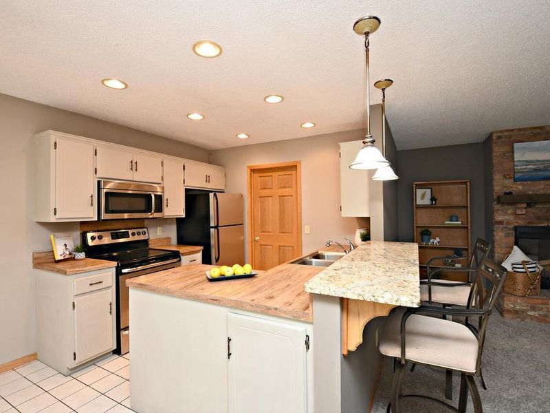14813 Echo Way, Apple Valley, MN 55124