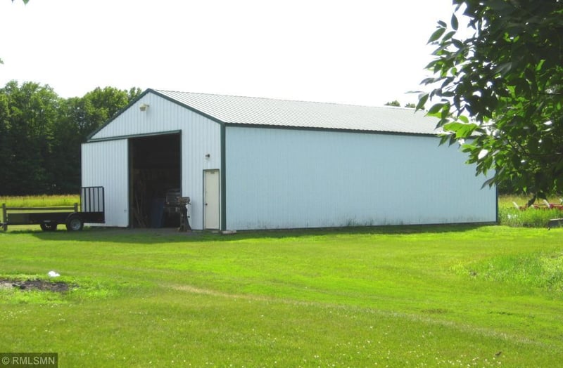 1059 River Rd, Osceola, WI 54009