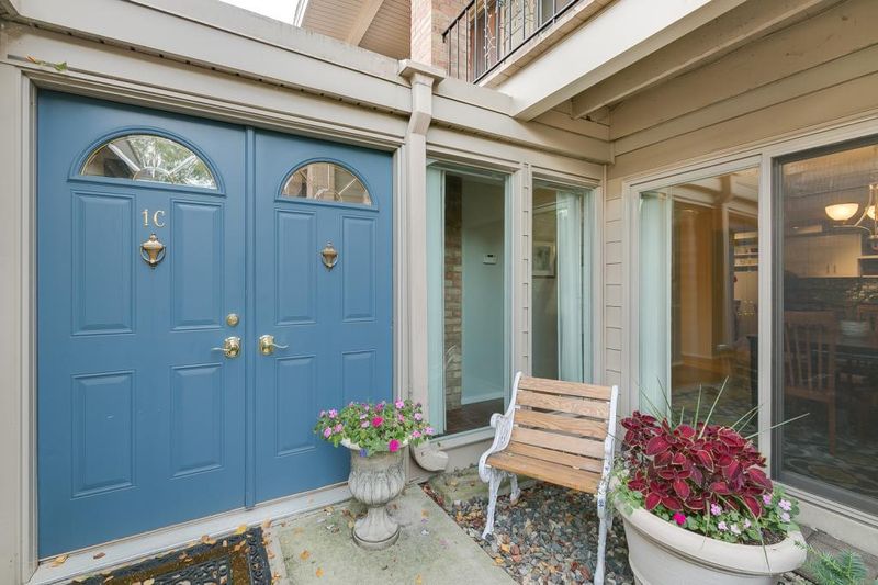 6409 Colony Way #1C, Edina, MN 55435