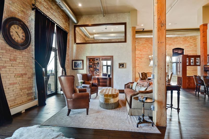 150 Portland Ave #601, Minneapolis, MN 55401