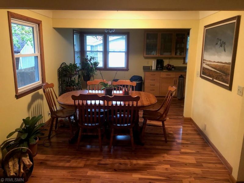 549 Juul Rd SW, Hutchinson, MN 55350