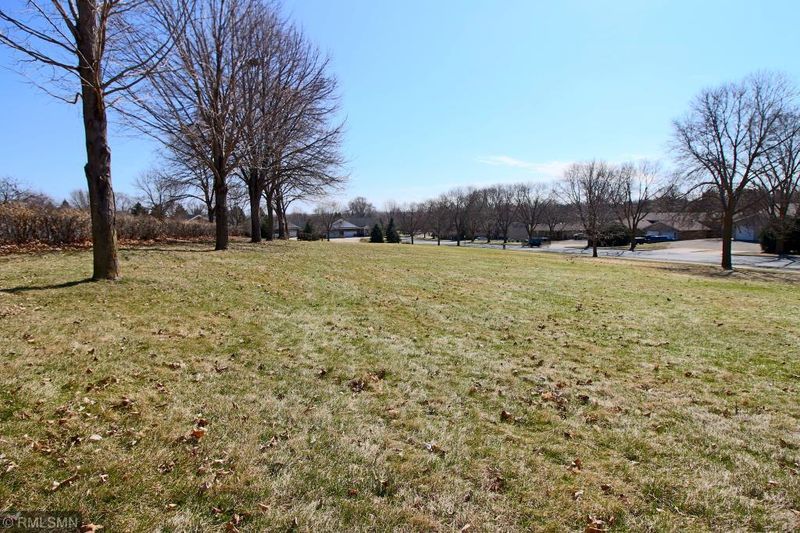 1450 4th St W, Hastings, MN 55033
