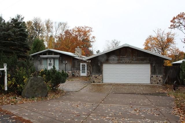 4833 Lazy Pine Rd, Moose Lake, MN 55767