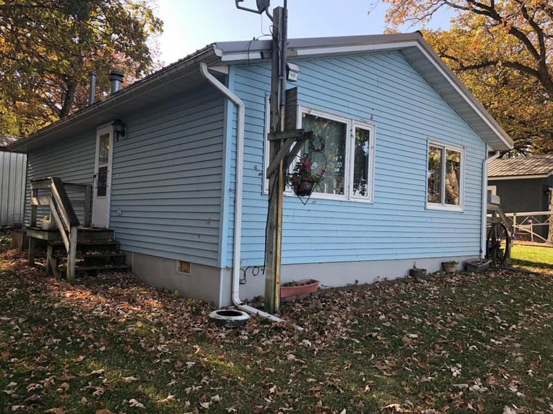 24 Eastlick Trl, Tracy, MN 56175
