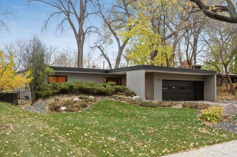2121 Folwell Ave, Falcon Heights, MN 55108