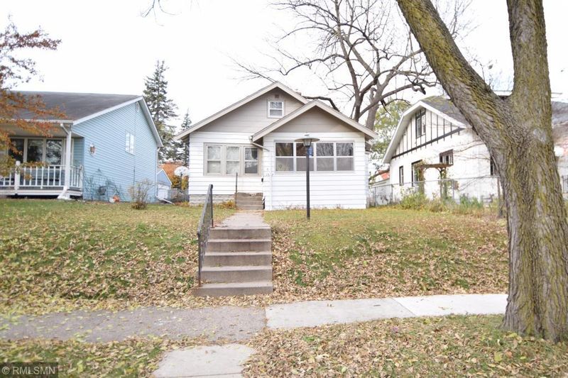 3927 Washburn Ave N, Minneapolis, MN 55412