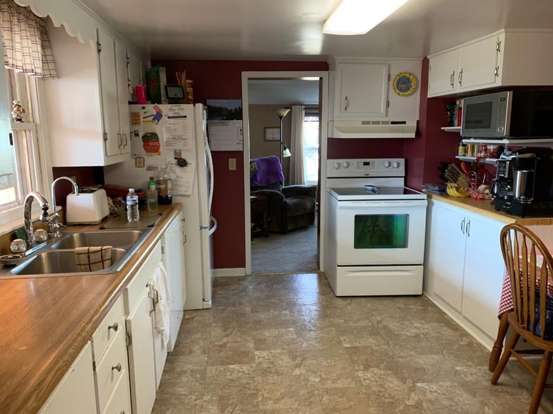 121 N 5th St, Dawson, MN 56232