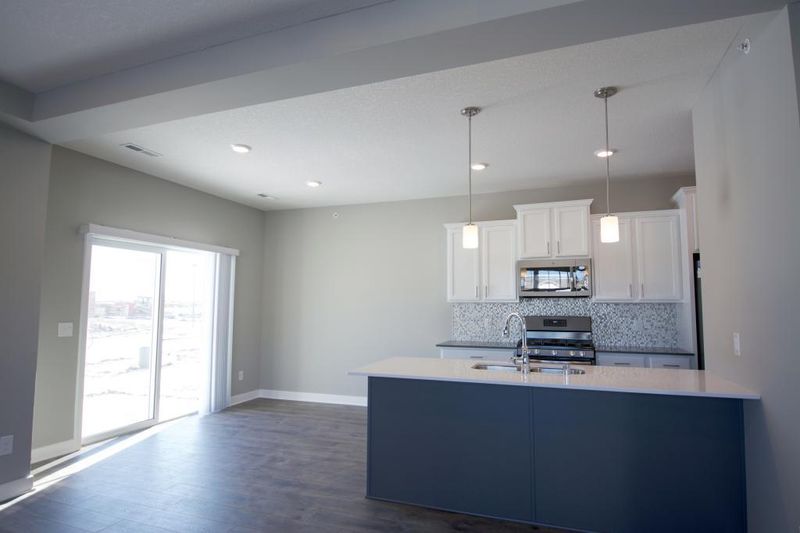 19599 Meadow Trl, Rogers, MN 55311