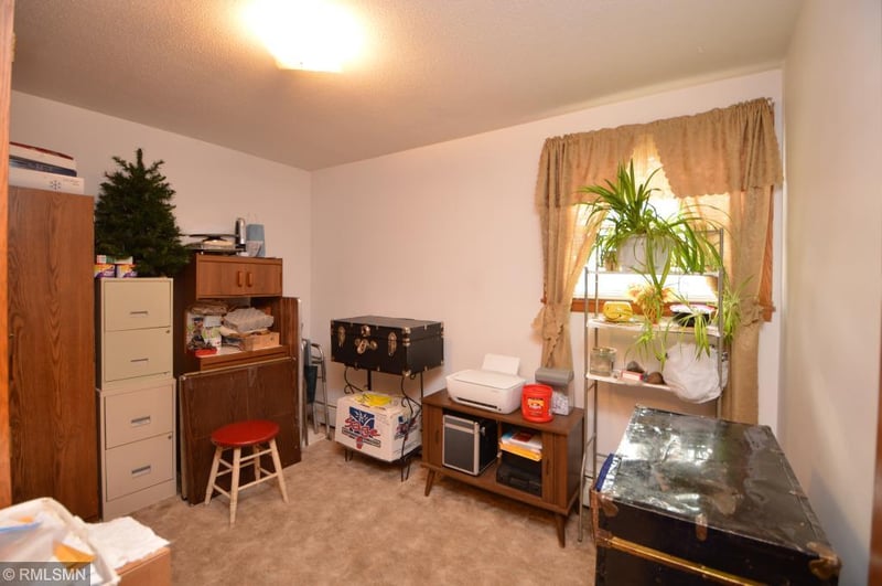 103 6th St NW, Little Falls, MN 56345