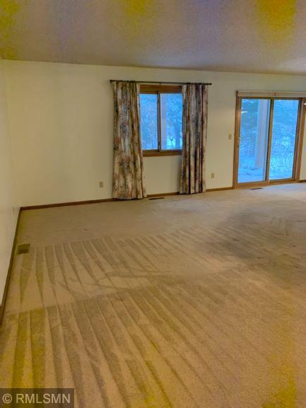 10320 Linnet Cir NW #19, Coon Rapids, MN 55433