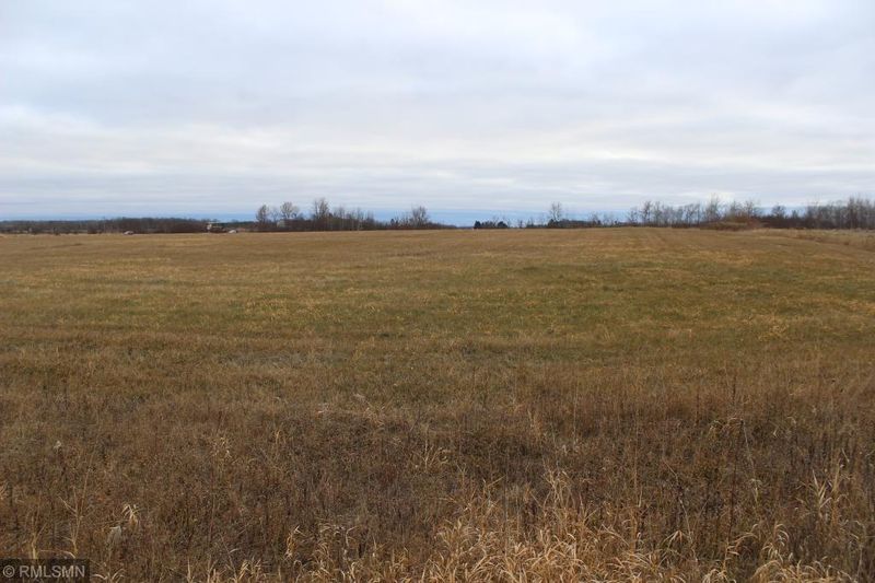 L2B3 Knick Knack Dr, Milaca, MN 56353