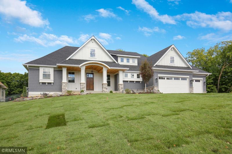 6510 Hawks Pointe Ln, Excelsior, MN 55331