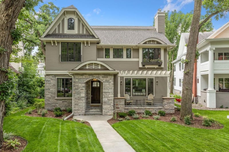 2431 W 22nd St, Minneapolis, MN 55405