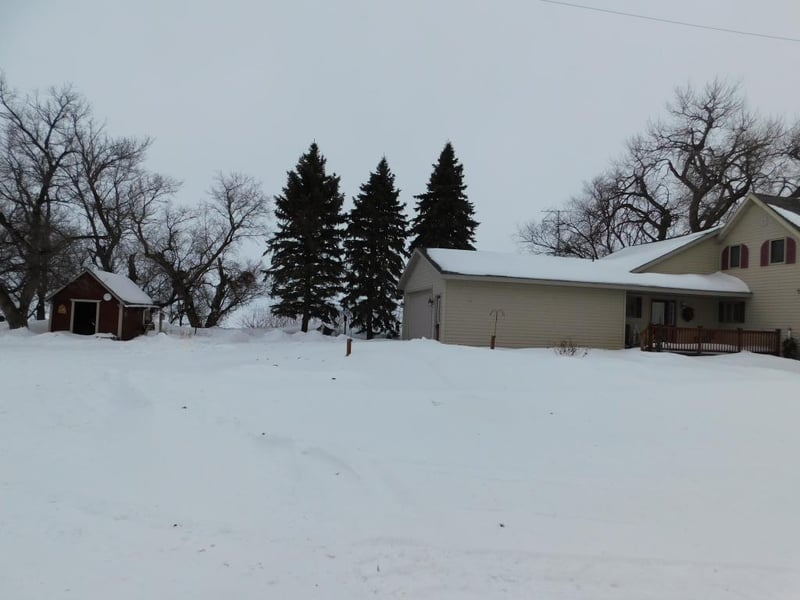 6050 NE 40th Ave, De Graff, MN 56271
