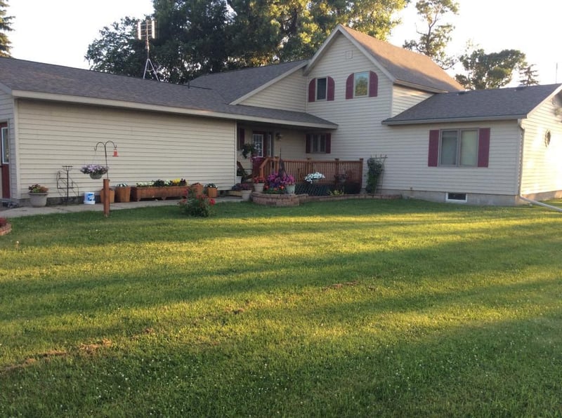 6050 NE 40th Ave, De Graff, MN 56271