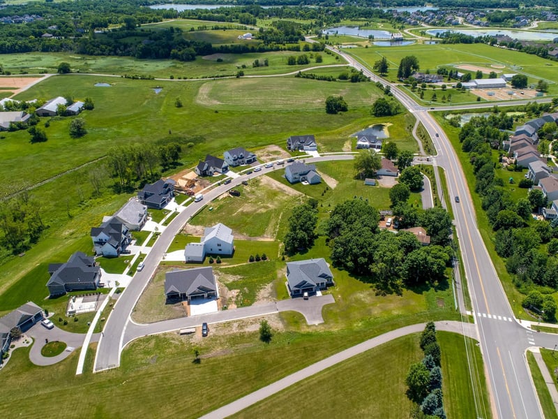 8446 Hillpointe Ln, Victoria, MN 55386