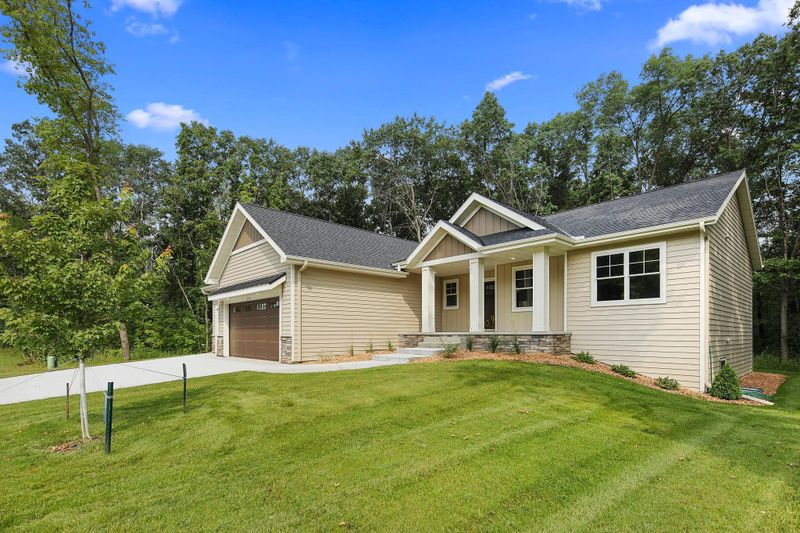 1821 11th St N, Sartell, MN 56377