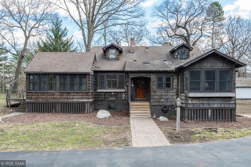74 Neptune St, White Bear Lake, MN 55115