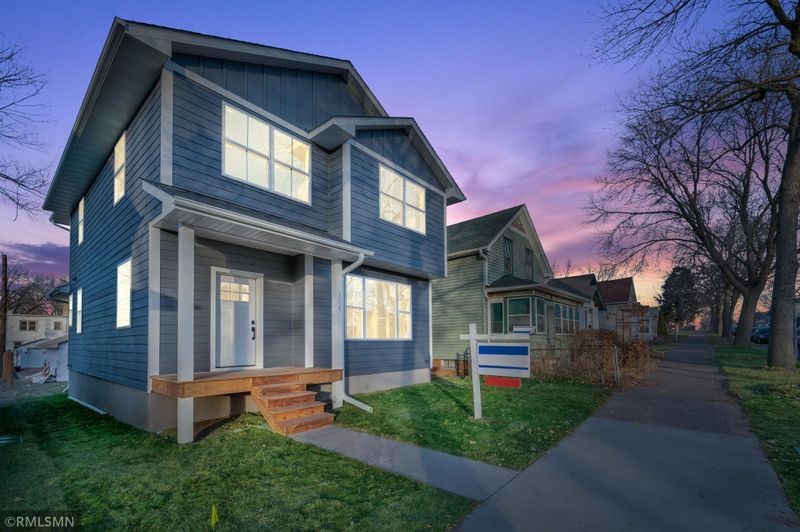 1027 Iglehart Ave, Saint Paul, MN 55104