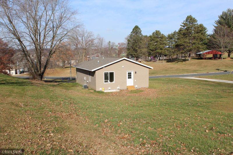 108 Cottage Grove Ave SW, Preston, MN 55965