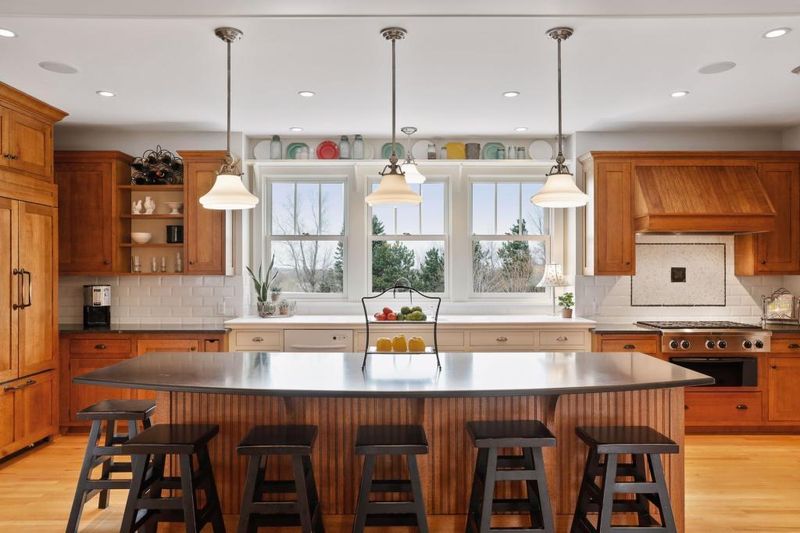 9706 Whistling Valley Rd, Lake Elmo, MN 55042