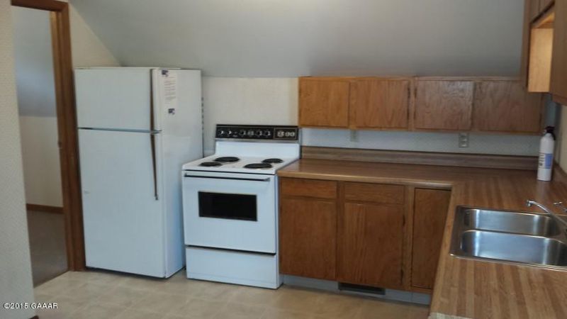 203 Main Ave, Carlos, MN 56319