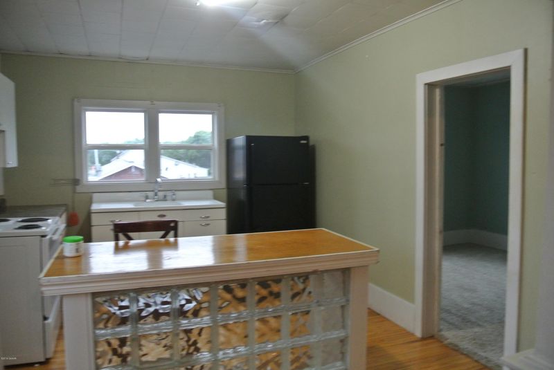 212 Main Ave, Carlos, MN 56319